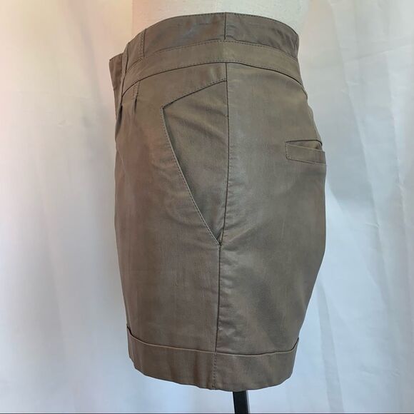Topshop Taupe faux leather shorts Sz 6 - Picture 2 of 8